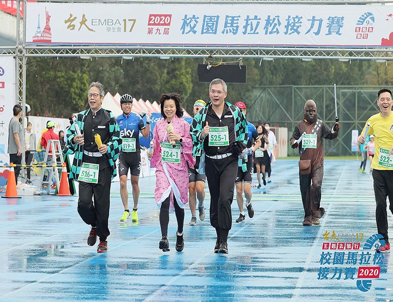 台大EMBA校園馬拉松接力賽-水晶獎盃 - 2025 文洋獎盃 T09 - 2025 文洋獎盃