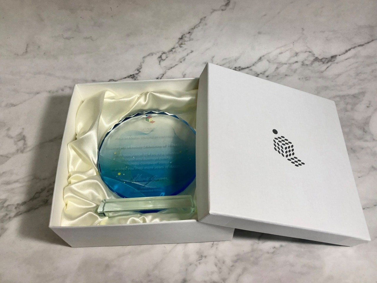 UMBO盾心科技- 客製水晶獎盃 - 2025 文洋獎盃 U08 - 2025 文洋獎盃